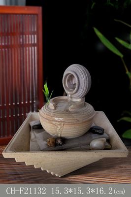 卓上の装飾の屋内従来のPolyresinの滝の装飾 サプライヤー