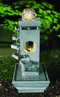 現代的なステップ ガラス玉の砂岩水噴水 サプライヤー